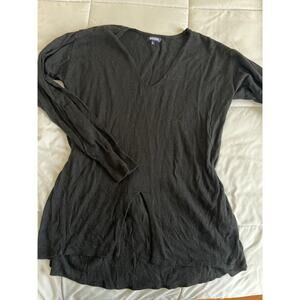 Tildon black sweater with slit detail in front, tie in back sz‎ S cotton/wool